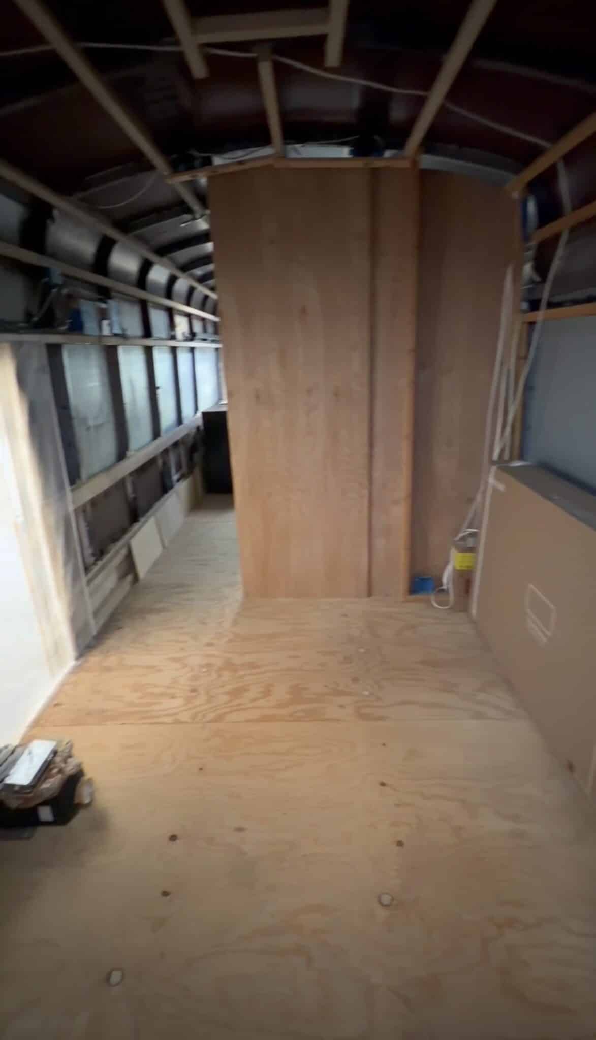 How long can you live off-grid in a skoolie?
