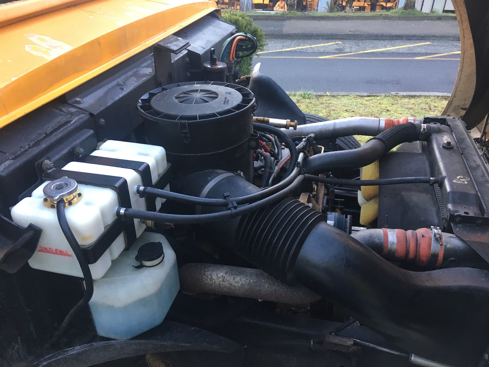 How do you pull into a mechanic workshop if you have a problem?