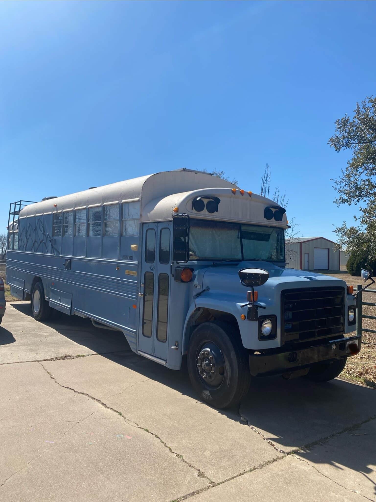 This is my goal -- 5th wheel or bus? Which is better for families?