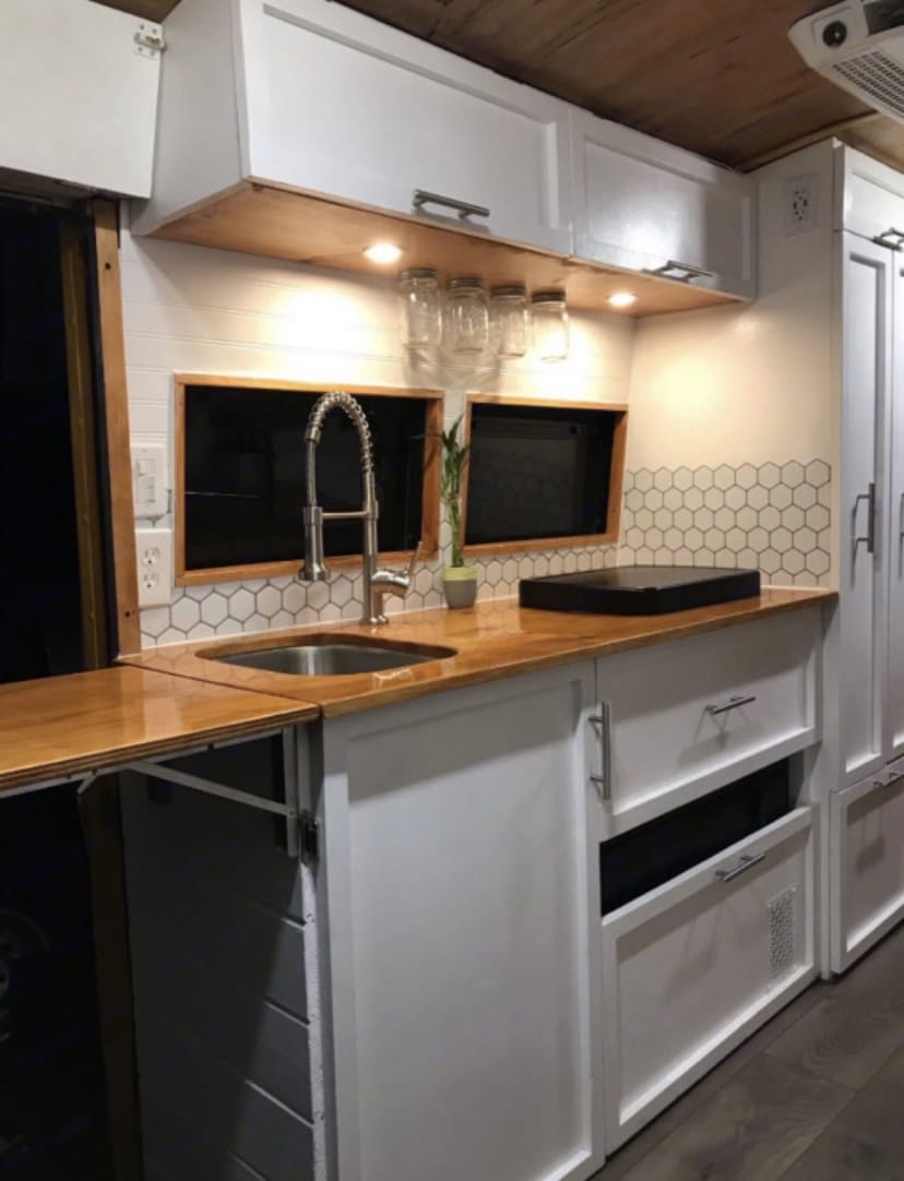 Cooking: Propane Stove vs Induction Cooktop