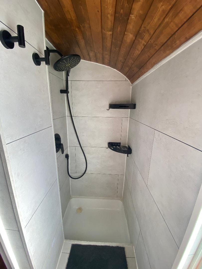 What kind of toilet?