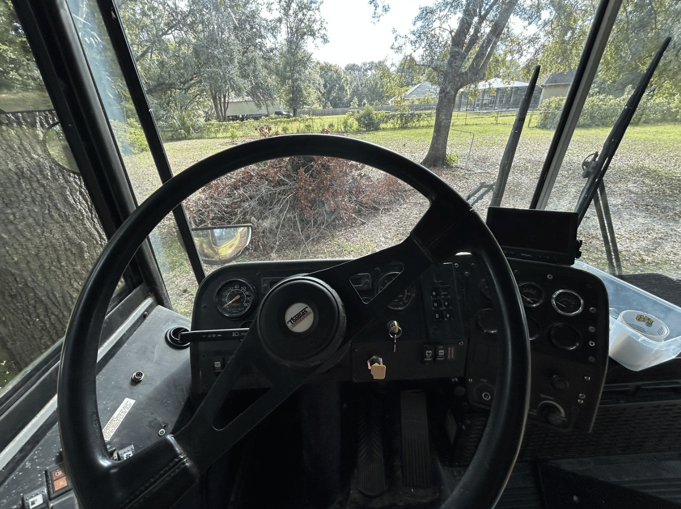 Budget Advantages of Solo Bus Life