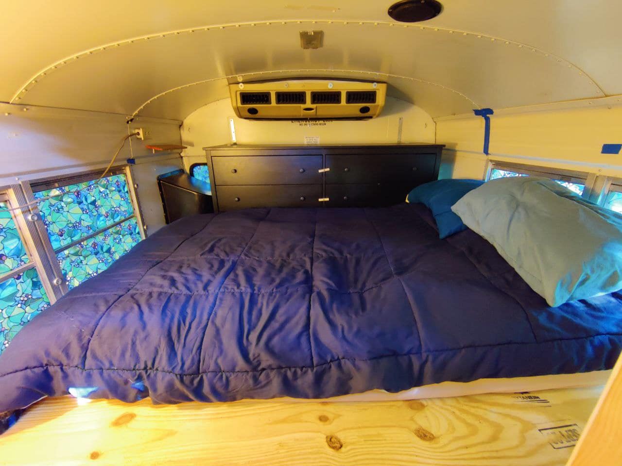 Is it safe to live alone in a bus?